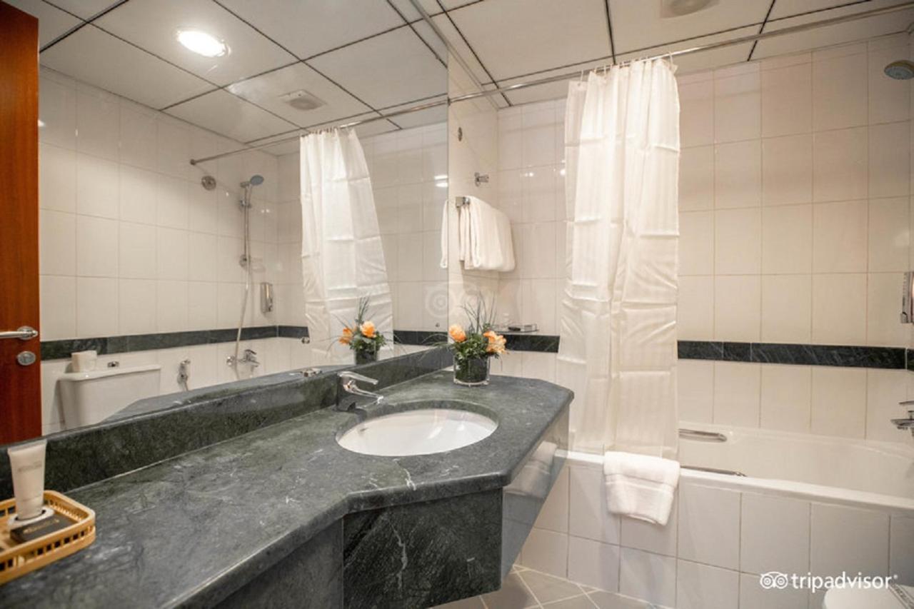 Fortune Grand Hotel Apartment Дубай Экстерьер фото